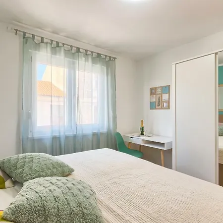 Sweetie Center With Free Parking - Hedone Amphitheater Apartment Pula